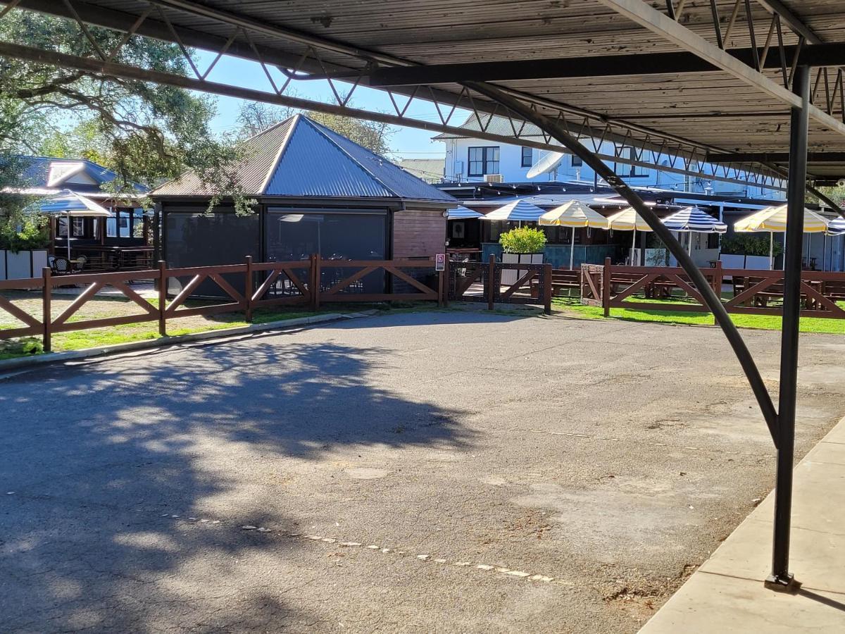Palm And Pawn Motor Inn Wagga Wagga Εξωτερικό φωτογραφία