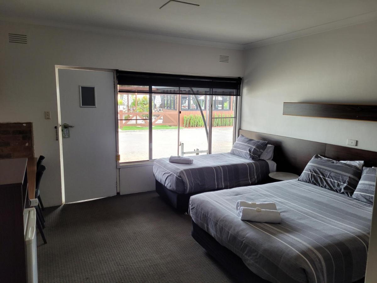 Palm And Pawn Motor Inn Wagga Wagga Εξωτερικό φωτογραφία